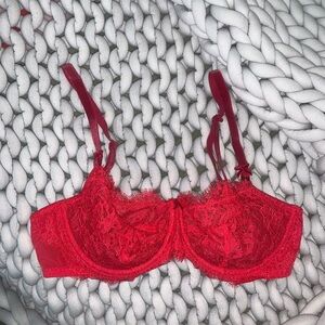 Elegant Red Lace Bra